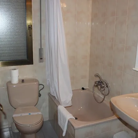 Konukevi Manos Albentosa