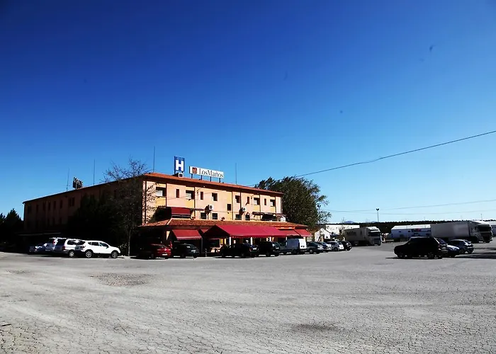 Konukevi Manos Albentosa